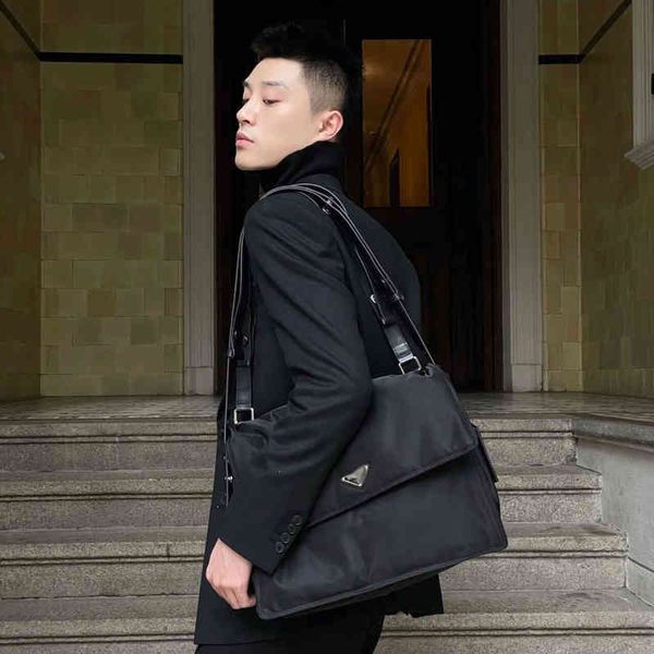 pra2022da bag designer luxury brands new men's oxford cloth postman bags cini boreri waterproof and women's nylon shoulder
pra2022da bag designer luxury brands new men's oxford cloth postman bags cini boreri waterproof and women's nylon shoulder