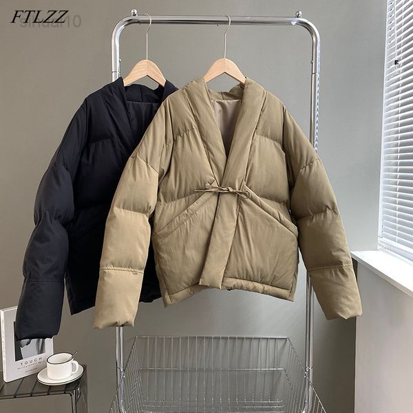 ftlzz new autumn winter women warm v neck padded jacket streetwear female thick bread cotton jacket retro lady black outfit l220725
ftlzz new autumn winter women warm v neck padded jacket streetwear female thick bread cotton jacket retro lady black outfit l220725