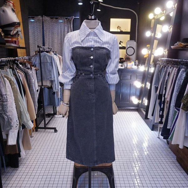 casual dresses designer korean striped shirt stitched denim dress women's medium and long temperament slim 2021 foreign style single br, Black;gray
casual dresses designer korean striped shirt stitched denim dress women's medium and long temperament slim 2021 foreign style single br, Black;gray