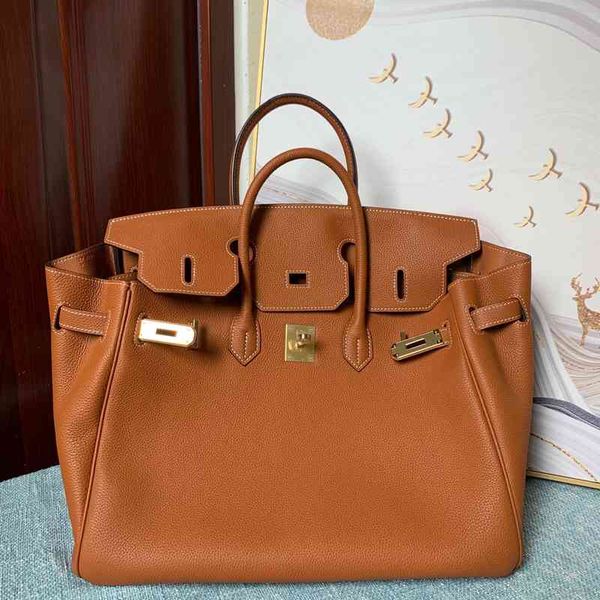 designer birkins leather women's cowhide bride's elephant grey lock handbag 25 30 35 large bag have logo have logo
designer birkins leather women's cowhide bride's elephant grey lock handbag 25 30 35 large bag have logo have logo