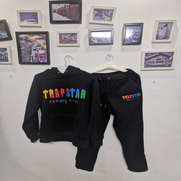 2022 limited tracksuit edition trapstar hoodie london spring and autumn prototype brand s-xl men's women's fashion embroidery colo, Black
2022 limited tracksuit edition trapstar hoodie london spring and autumn prototype brand s-xl men's women's fashion embroidery colo, Black