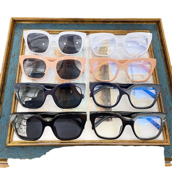 22% off 2022 luxury fashion design high version sunglasses new family plate box women's version simple street pgraphy with pink, White;black
22% off 2022 luxury fashion design high version sunglasses new family plate box women's version simple street pgraphy with pink, White;black