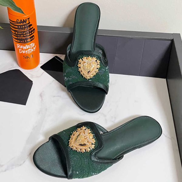 women lace slippers flat flip flops luxury designer sandals metal sunflower flower sheepskin footpads eighteen colours with box, Black
women lace slippers flat flip flops luxury designer sandals metal sunflower flower sheepskin footpads eighteen colours with box, Black