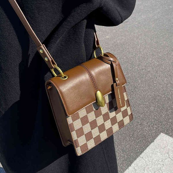 autumn and winter new women's lattice msenger portable small 2022 luxury brand fashion design versatile ladies bags
autumn and winter new women's lattice msenger portable small 2022 luxury brand fashion design versatile ladies bags