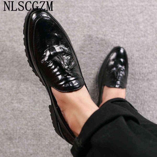 dres shoe crocodile men elegant coiffeur formal oxford italian brand leather classic sapato masculino 220723, Black
dres shoe crocodile men elegant coiffeur formal oxford italian brand leather classic sapato masculino 220723, Black