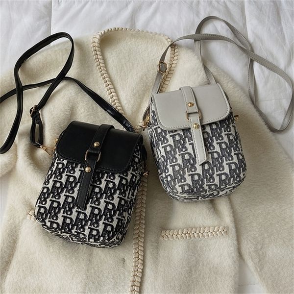 autumn and winter new fashion trendy women's ins super fire red versatile popular diagonal one mobile phone clearance outlet sale
autumn and winter new fashion trendy women's ins super fire red versatile popular diagonal one mobile phone clearance outlet sale
