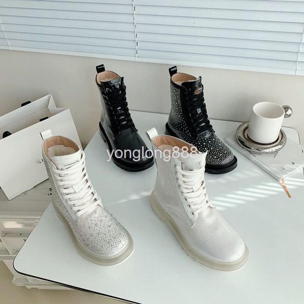 boots high end quality british style fashion snow boots martin autumn and winter thick soled middle, Black
boots high end quality british style fashion snow boots martin autumn and winter thick soled middle, Black