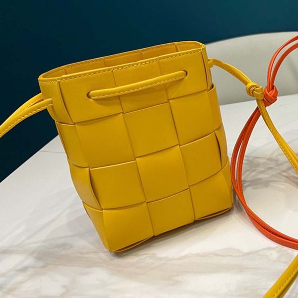 2022 women bags crossbody handbag one-shoulder pillow versatile design leather stylish high-end small square handbag 107
2022 women bags crossbody handbag one-shoulder pillow versatile design leather stylish high-end small square handbag 107