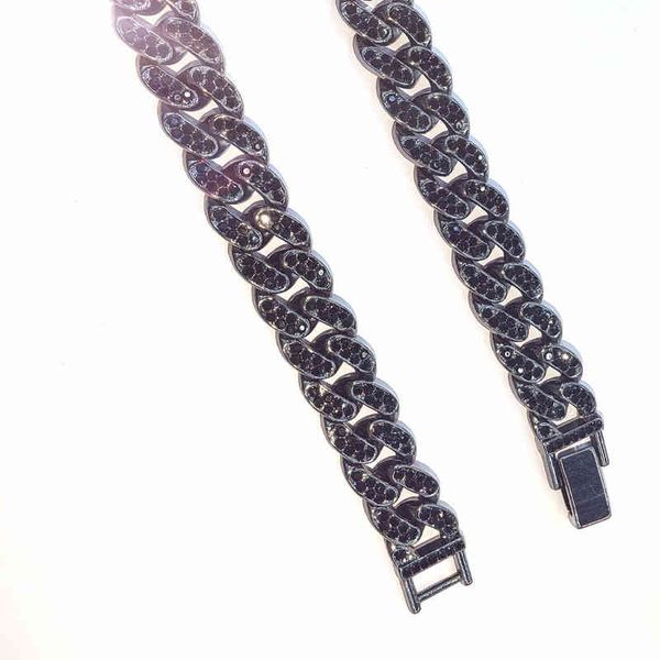 hip hop black necklace light luxury jewelry back to the future men's cuban necklace, Silver
hip hop black necklace light luxury jewelry back to the future men's cuban necklace, Silver