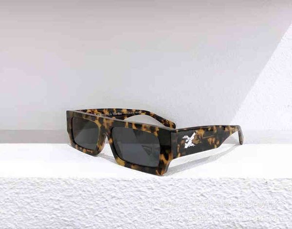 off the new listing ow40008u fashion designer sunglasses for women 3 sale wholesale free, White;black
off the new listing ow40008u fashion designer sunglasses for women 3 sale wholesale free, White;black