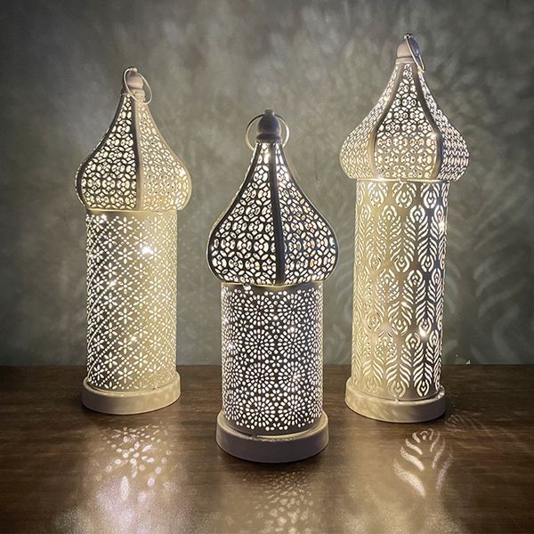 Other Event Party Supplies Moroccan Retro Hollow LED Wind Lamp Iron Lantern el Home Bedroom Living Room Wedding Holiday Atmosphere Decorative 230206
Other Event Party Supplies Moroccan Retro Hollow LED Wind Lamp Iron Lantern el Home Bedroom Living Room Wedding Holiday Atmosphere Decorative 230206