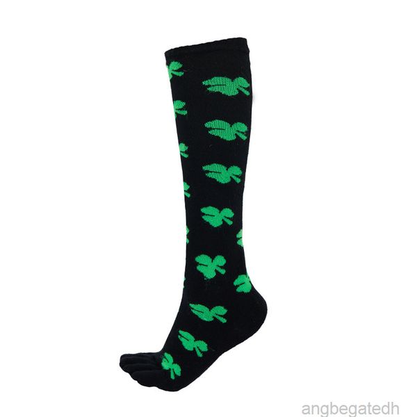 2022 new five-finger comfortable female student stockings combed cotton five-toed sock 3b, Black;white
2022 new five-finger comfortable female student stockings combed cotton five-toed sock 3b, Black;white