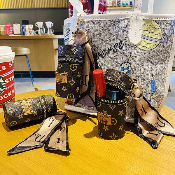 new capacity exquisite lovely accessories small gifts leather old bucket bag key chain fashion keychain factory outlet, Silver
new capacity exquisite lovely accessories small gifts leather old bucket bag key chain fashion keychain factory outlet, Silver