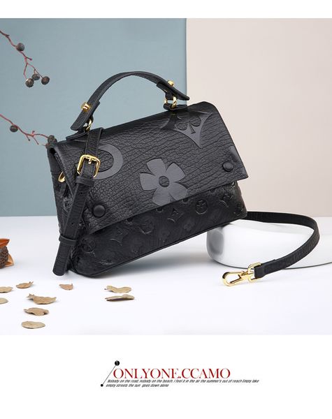 new fashion bag women's messenger bag high-end small bag all-match black embossed shoulder handbag waterproof exquisite
new fashion bag women's messenger bag high-end small bag all-match black embossed shoulder handbag waterproof exquisite