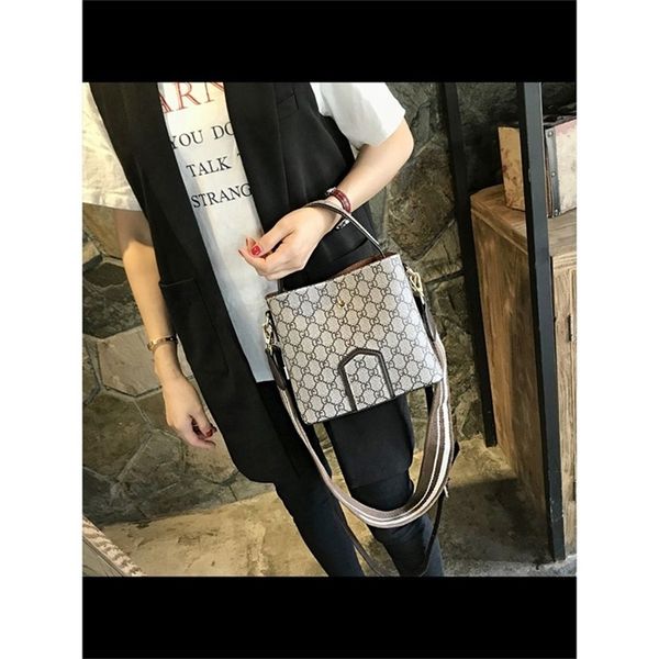 75% off outlet store super purchasing women's trend bucket atmosphere versatile ins handbag 43as
75% off outlet store super purchasing women's trend bucket atmosphere versatile ins handbag 43as