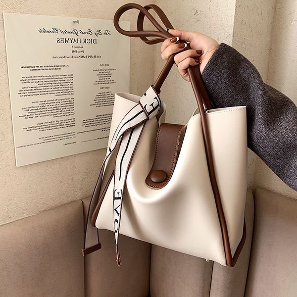designer bags large capacity spring women's 2022 new fashion net red foreign style single shoulder texture tote
designer bags large capacity spring women's 2022 new fashion net red foreign style single shoulder texture tote