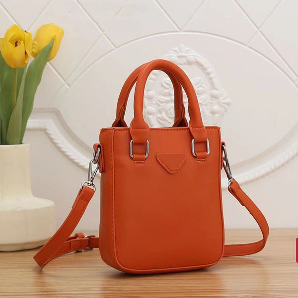 hh hight quality womentriangle logo bag re-edition tote pu leather shoulder bags luxury designer women's crossbody purse prads handbag
hh hight quality womentriangle logo bag re-edition tote pu leather shoulder bags luxury designer women's crossbody purse prads handbag