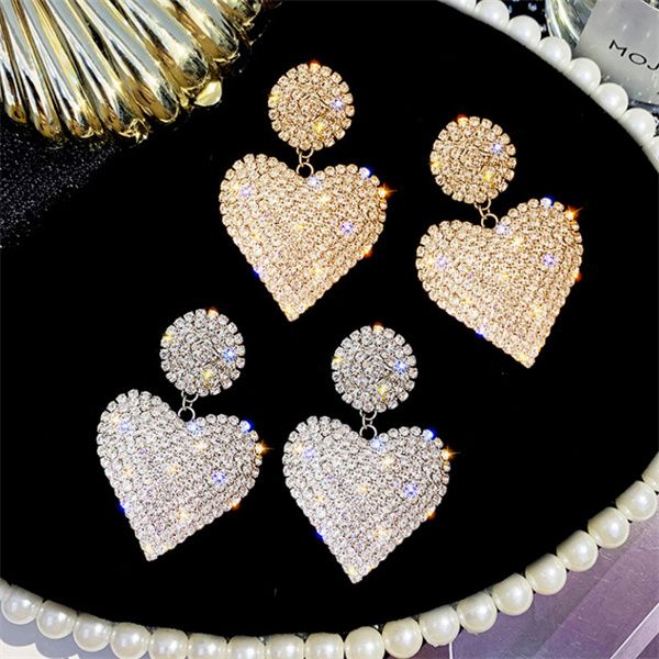 european and american new heart-shaped dangle chandelier ladies luxury geometric full rhinestone love fashion jewelry ab610, Silver
european and american new heart-shaped dangle chandelier ladies luxury geometric full rhinestone love fashion jewelry ab610, Silver