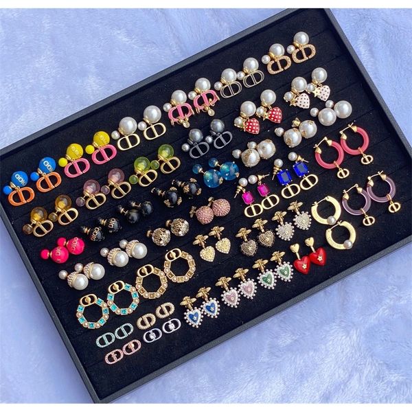 20% off 2022 new jewelry di home fashion earrings female brass color pearl rhinestone letter earrings, Silver
20% off 2022 new jewelry di home fashion earrings female brass color pearl rhinestone letter earrings, Silver