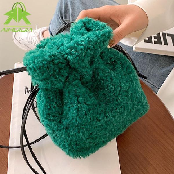 evening bags trend women's bag 2022 fashion plush shopper female shoulder elegant drawstring messenger simplicity handbags
evening bags trend women's bag 2022 fashion plush shopper female shoulder elegant drawstring messenger simplicity handbags