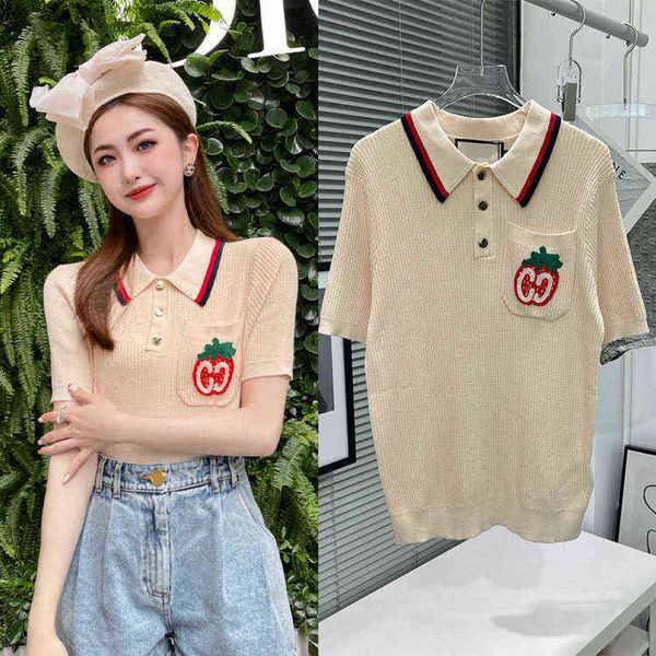 022 spring and summer strawberry sticker embroidery slim apricot knitted polo women, White
022 spring and summer strawberry sticker embroidery slim apricot knitted polo women, White