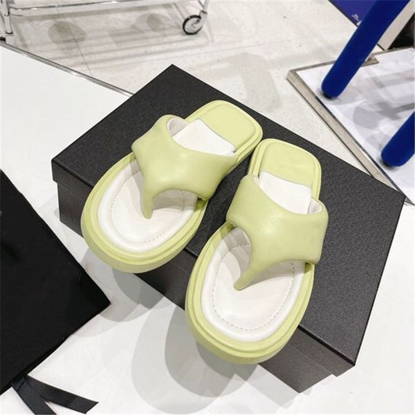 summer new bread flip flops are versatile simple and comfortable soft sheepskin stitched contrast slippers, Black
summer new bread flip flops are versatile simple and comfortable soft sheepskin stitched contrast slippers, Black