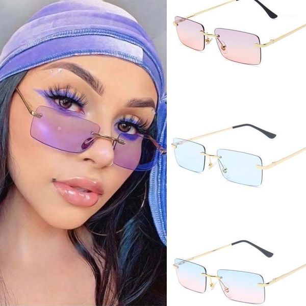sunglasses for women classic rimless glasses outdoor casual square frame eyewear uv protection simple gradient color, White;black
sunglasses for women classic rimless glasses outdoor casual square frame eyewear uv protection simple gradient color, White;black