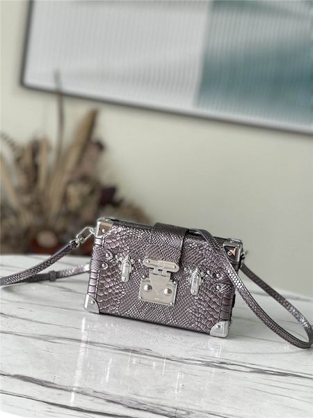 designer luxury petite malle python snake trunk crossbody 7a quality shoulder bag sliver hardware
designer luxury petite malle python snake trunk crossbody 7a quality shoulder bag sliver hardware