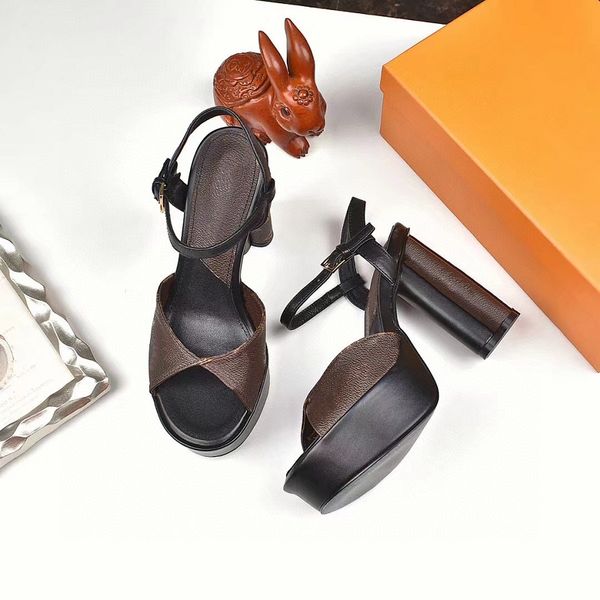 est heels with box and dustbag women shoes designer sandals quality sandals heel height and sandal flat shoe slides slippers by brand01041, Black
est heels with box and dustbag women shoes designer sandals quality sandals heel height and sandal flat shoe slides slippers by brand01041, Black