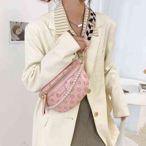 waist bags holographic fanny pack women pearl chain leather wide shoulder crossbody chest travel female banana phone purse 220423
waist bags holographic fanny pack women pearl chain leather wide shoulder crossbody chest travel female banana phone purse 220423