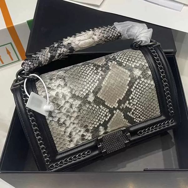 ly 22s classic handbag ladies designer bag multicolor solid color cowhide serpentine messenger bag flip leather portable metal chain shoulde
ly 22s classic handbag ladies designer bag multicolor solid color cowhide serpentine messenger bag flip leather portable metal chain shoulde