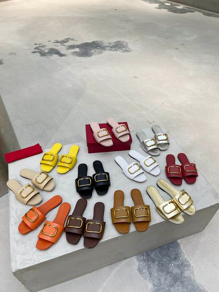 2022 women sandals slippers signature slide grainy cowhide casual sandal summer designer luxury fashion ladies beach flat flip flops, Black
2022 women sandals slippers signature slide grainy cowhide casual sandal summer designer luxury fashion ladies beach flat flip flops, Black