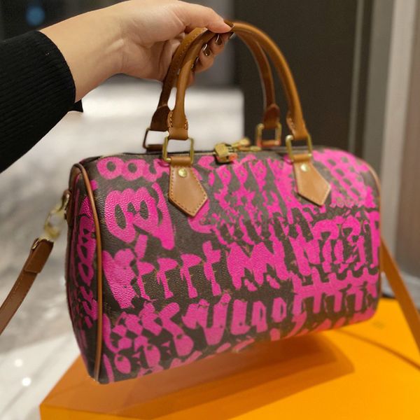 designer women speedy 30 graffiti tote bag luxurys designers bags paris brand cherry letters printed shoulder handbags monograms canvas trun
designer women speedy 30 graffiti tote bag luxurys designers bags paris brand cherry letters printed shoulder handbags monograms canvas trun