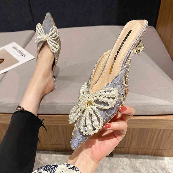slippers baotou half trailer high-heeled women's shoes summer and autumn pearl bow pointed slippers cat thick lazy ki4x, Black
slippers baotou half trailer high-heeled women's shoes summer and autumn pearl bow pointed slippers cat thick lazy ki4x, Black