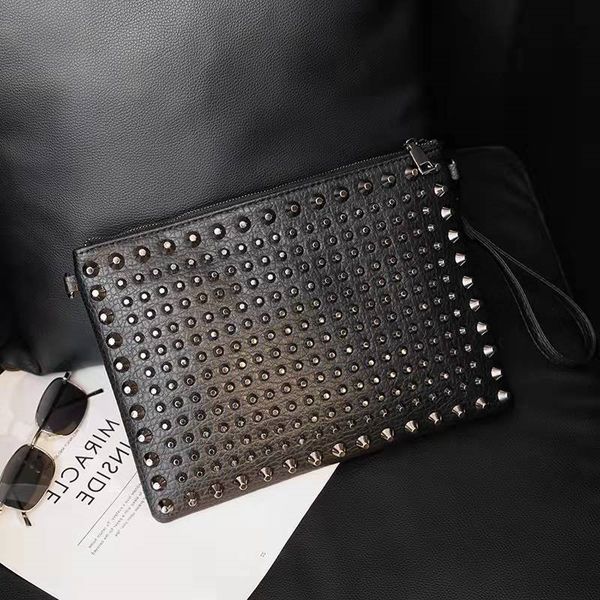 designer shoulder bags luxury messenger bag for man punk elements satchel clutch bag fashion rivets handbags men purse ipad briefcase soft l
designer shoulder bags luxury messenger bag for man punk elements satchel clutch bag fashion rivets handbags men purse ipad briefcase soft l