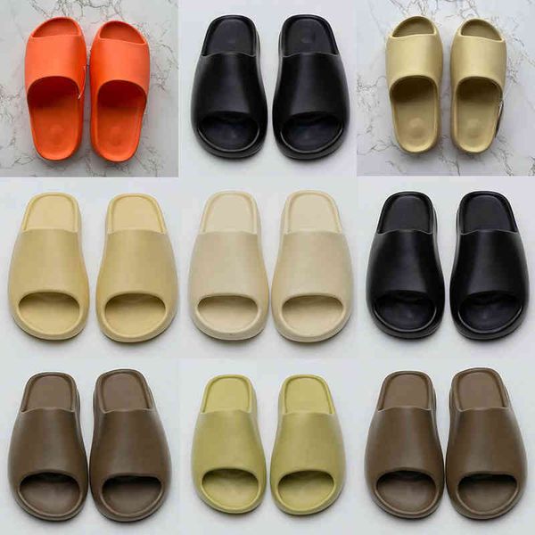 with box slippers sandals sneakers shoes graffiti bone white resin desert sand rubber summer earth brown flat men women beach fashion, Black
with box slippers sandals sneakers shoes graffiti bone white resin desert sand rubber summer earth brown flat men women beach fashion, Black
