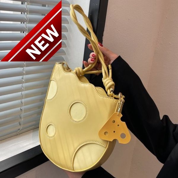 direct sale quality discount swomen's 2022 new chee women's armpit small handbag simple shoulder trend fashion women messenger bag
direct sale quality discount swomen's 2022 new chee women's armpit small handbag simple shoulder trend fashion women messenger bag