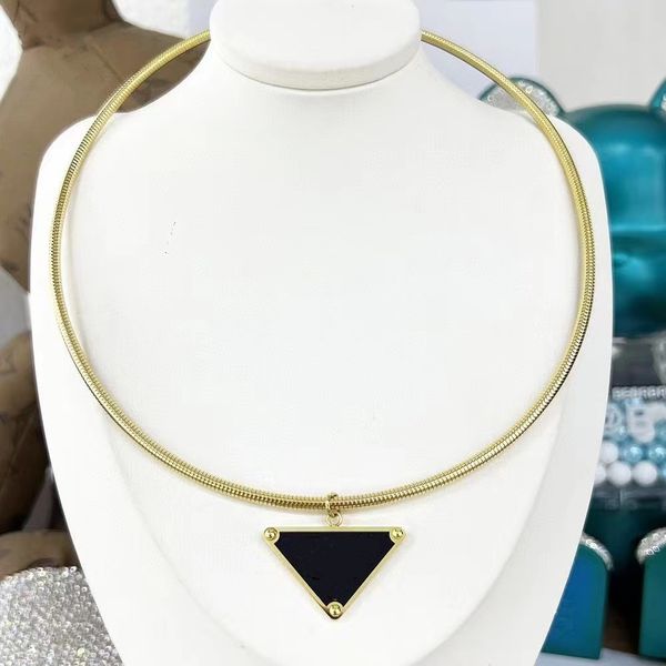 inverted triangle necklace designer jewelry mens womens gold silver chain fashion pendant necklace black diamond earrings hip hop punk coupl
inverted triangle necklace designer jewelry mens womens gold silver chain fashion pendant necklace black diamond earrings hip hop punk coupl
