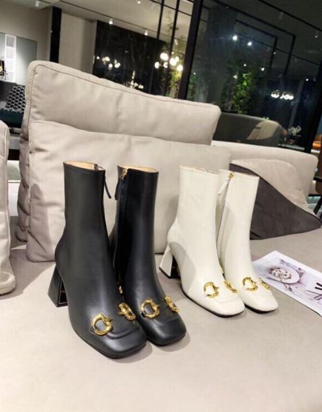 2022 women saddle buckle middle heel ankle boots designer luxury booties betty candy fashion autumn winter leather platform martin boot, Black
2022 women saddle buckle middle heel ankle boots designer luxury booties betty candy fashion autumn winter leather platform martin boot, Black