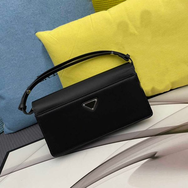 the new listing fashion factory direct sales cross body bag shoulder bags specialty store quality high capacity luxury handbag
the new listing fashion factory direct sales cross body bag shoulder bags specialty store quality high capacity luxury handbag
