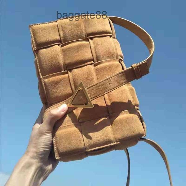 bags venetas designer bottegass handbags brand woven explosion high famous appearance pillow bag messenger versatile velvet 2022 european am
bags venetas designer bottegass handbags brand woven explosion high famous appearance pillow bag messenger versatile velvet 2022 european am