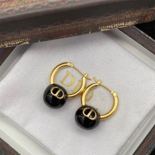 designer jewelry online 2022 new metal and black beaded earrings women's trend high quality, Golden
designer jewelry online 2022 new metal and black beaded earrings women's trend high quality, Golden
