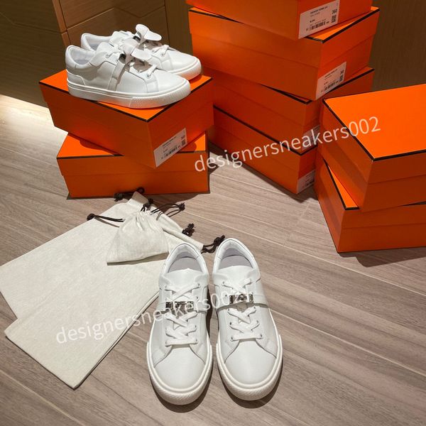 2022 latest men womens sports shoes solid color series simple fashionable leather material comfortable and soft hx220304, Black
2022 latest men womens sports shoes solid color series simple fashionable leather material comfortable and soft hx220304, Black