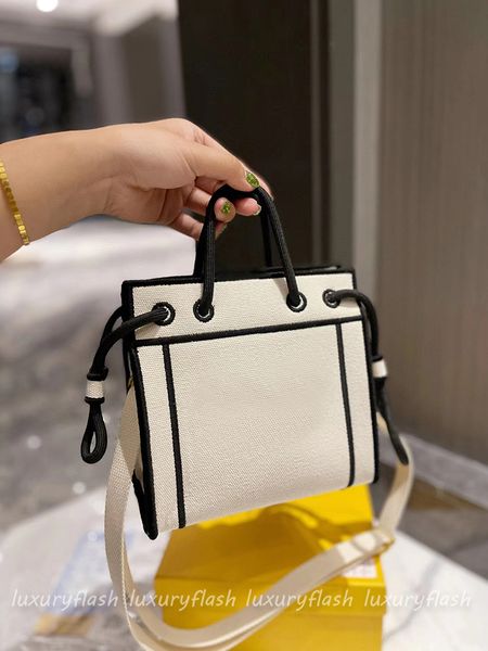 mini tote designer fashion women canvas handbags luxurys ladies shopping bag small embroidery letter beach totes casual shoulder purses
mini tote designer fashion women canvas handbags luxurys ladies shopping bag small embroidery letter beach totes casual shoulder purses