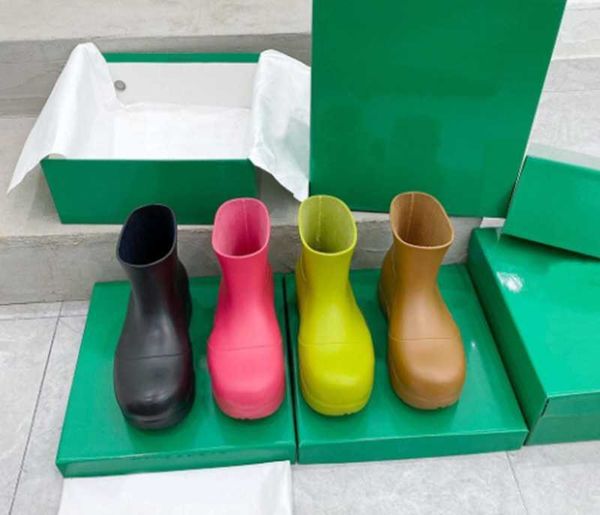 puddle boots designer rainboots women candy color rubber rain waterproof luxury shoe platform pvc booties 3 colors, Black
puddle boots designer rainboots women candy color rubber rain waterproof luxury shoe platform pvc booties 3 colors, Black