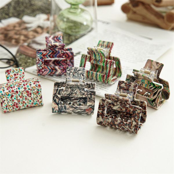 length 6 cm medium color painting square hair clamps women acetic acid alloy bath ponytail hair clips european lady head wear scrunchies hai, Slivery;golden
length 6 cm medium color painting square hair clamps women acetic acid alloy bath ponytail hair clips european lady head wear scrunchies hai, Slivery;golden
