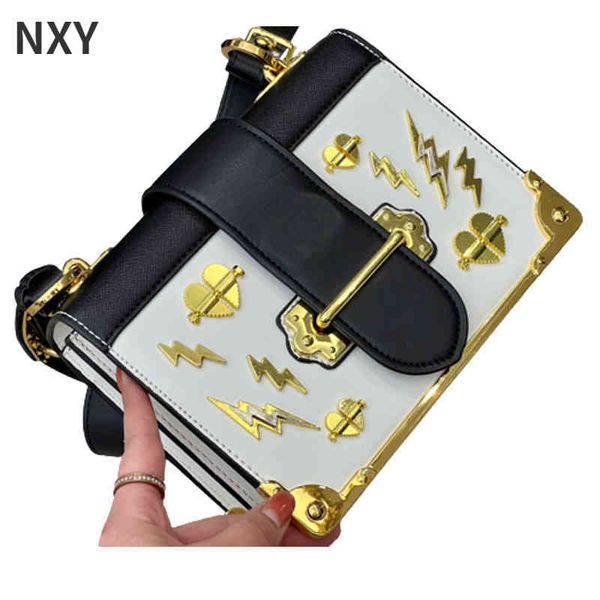 evening bags shoulder messenger bag tote classic flap crossbody wallet desginer handbags purse adjustable luxury strap 220408
evening bags shoulder messenger bag tote classic flap crossbody wallet desginer handbags purse adjustable luxury strap 220408