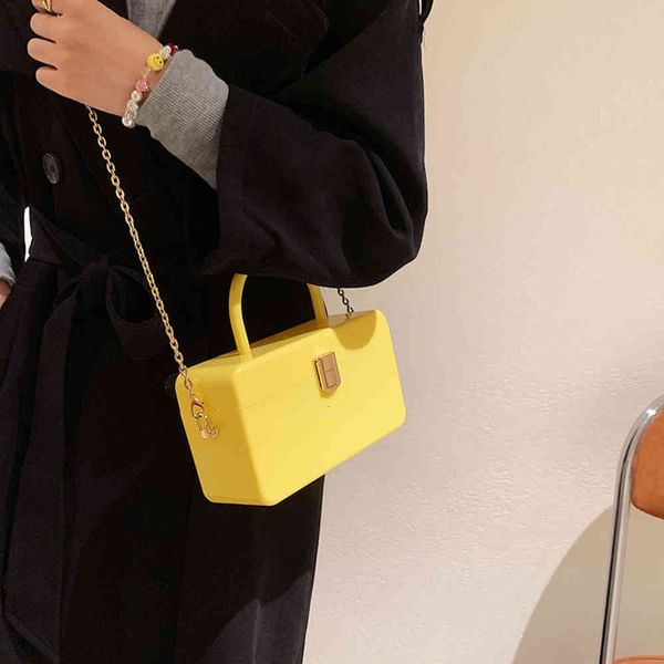 female personalized luxury deign women chain lock single shoulder box color portable ' bag underarm shell small bag
female personalized luxury deign women chain lock single shoulder box color portable ' bag underarm shell small bag