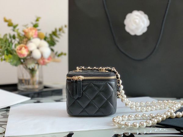 2022 new sheepskin shoulder bag super cute pearl chain boxbag pink blue black messenger bag fashion cosmeticbag
2022 new sheepskin shoulder bag super cute pearl chain boxbag pink blue black messenger bag fashion cosmeticbag
