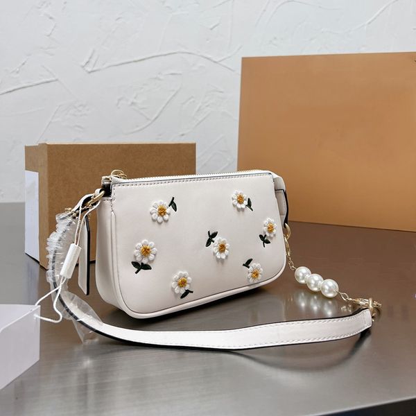 women daisy phone bags designer bags dempsey handbag mini luxury handbags fashion crossbody shoulder bag lady pearls beads pochette purses 2
women daisy phone bags designer bags dempsey handbag mini luxury handbags fashion crossbody shoulder bag lady pearls beads pochette purses 2